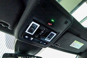 Voertuigafbeelding 10