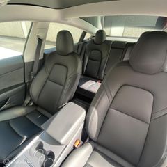 Voertuigafbeelding 9