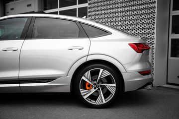 Voertuigafbeelding 30