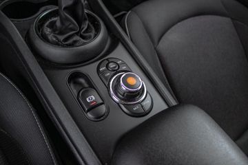 Voertuigafbeelding 26