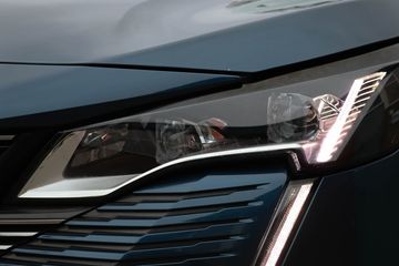 Voertuigafbeelding 8