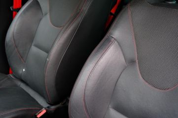 Voertuigafbeelding 25