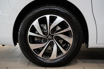 Voertuigafbeelding 3