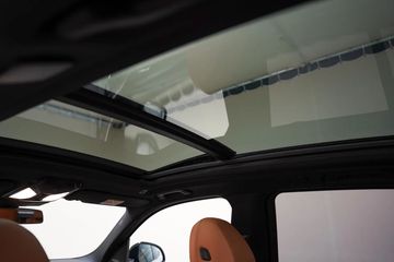 Voertuigafbeelding 4