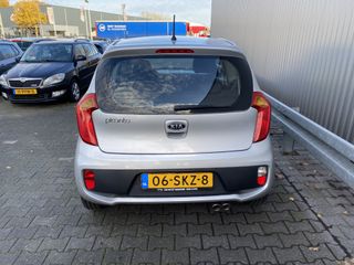 Voertuigafbeelding 7