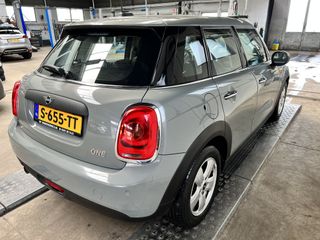 Voertuigafbeelding 20