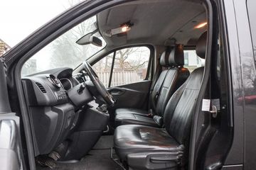 Voertuigafbeelding 4