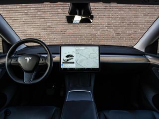 Voertuigafbeelding 4