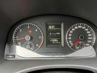 Voertuigafbeelding 9