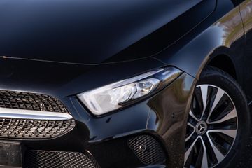 Voertuigafbeelding 3