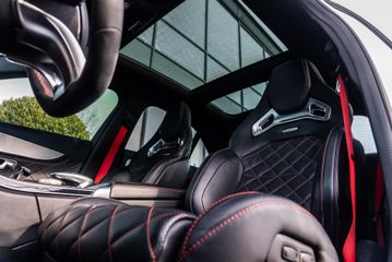 Voertuigafbeelding 9