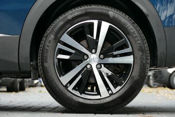 Voertuigafbeelding 12