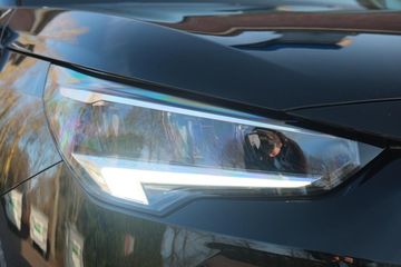 Voertuigafbeelding 9