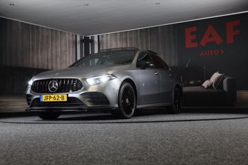 Voertuigafbeelding 3