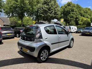 Voertuigafbeelding 10