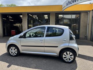 Voertuigafbeelding 12