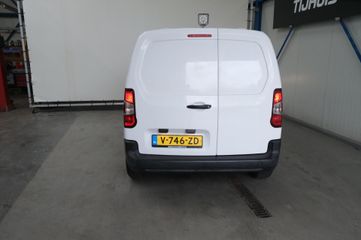 Voertuigafbeelding 6