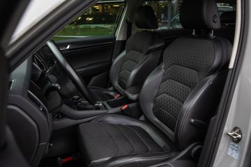 Voertuigafbeelding 3