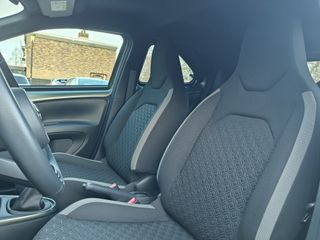 Voertuigafbeelding 10