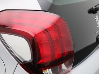 Voertuigafbeelding 25