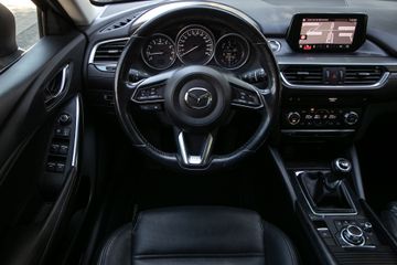 Voertuigafbeelding 16