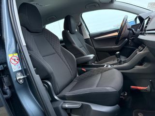 Voertuigafbeelding 18