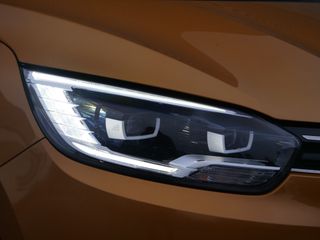 Voertuigafbeelding 26