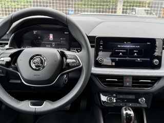 Voertuigafbeelding 8