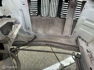 Voertuigafbeelding 9