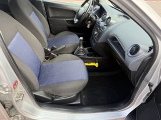 Voertuigafbeelding 50