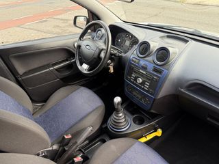 Voertuigafbeelding 75