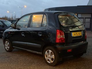 Voertuigafbeelding 4