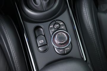 Voertuigafbeelding 32