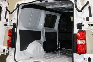 Voertuigafbeelding 12