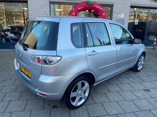 Voertuigafbeelding 12