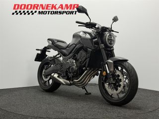 Voertuigafbeelding 2