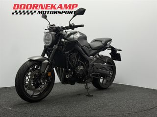 Voertuigafbeelding 6