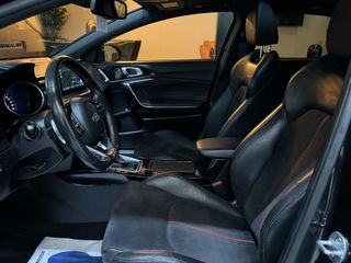 Voertuigafbeelding 21