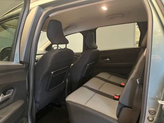 Voertuigafbeelding 22