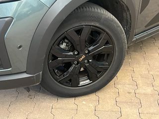 Voertuigafbeelding 4