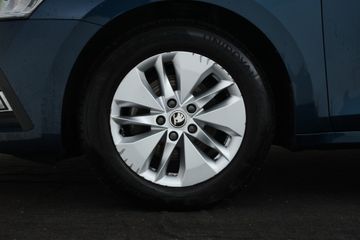 Voertuigafbeelding 6