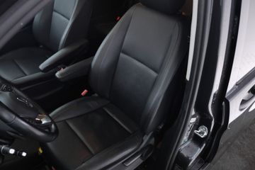 Voertuigafbeelding 16