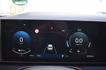 Voertuigafbeelding 24