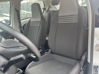 Voertuigafbeelding 12