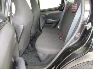 Voertuigafbeelding 8