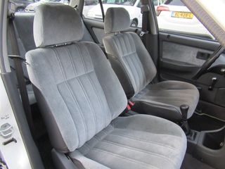 Voertuigafbeelding 12