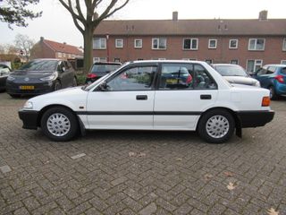 Voertuigafbeelding 8