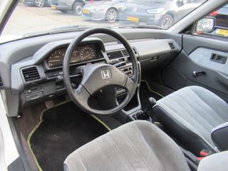 Voertuigafbeelding 9