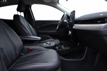 Voertuigafbeelding 13