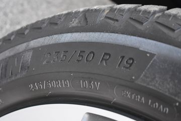 Voertuigafbeelding 13